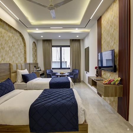 The Armani Hotel New Delhi Extérieur photo